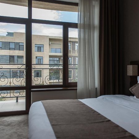 Hotel FN Simkent Buitenkant foto